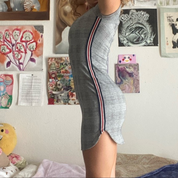 Off Shoulder Bodycon - Picture 3 of 4